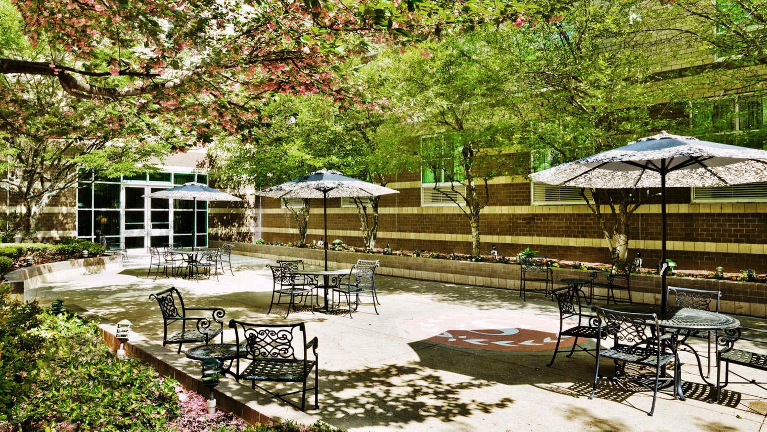 Sheraton Boston Needham Hotel Exterior photo