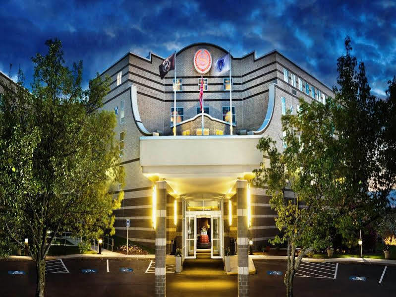 Sheraton Boston Needham Hotel Exterior photo