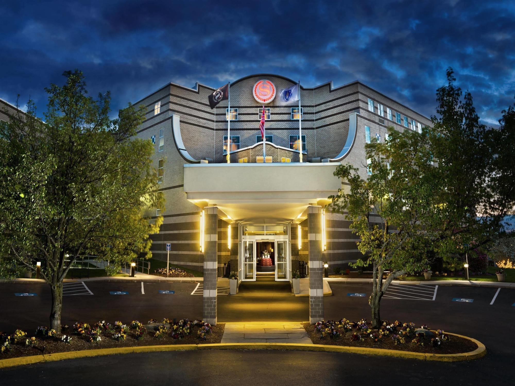 Sheraton Boston Needham Hotel Exterior photo